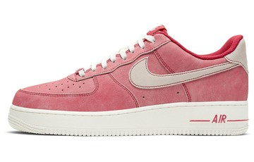 AIR FORCE 1 07 LV8 DUSTY RED