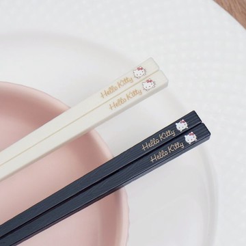 Hello Kitty 聯名限定 露營趣 寶筷6入組