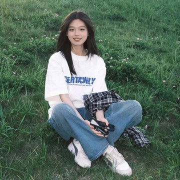 女生上衣 印花寬鬆情侶短袖T恤上衣夏慵懶風 男生短袖 oversize韓版短T 夏季穿搭白灰色設計感上衣女爆款寬鬆體恤
