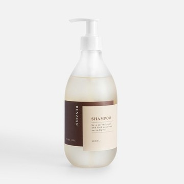 日光強韌髮根植萃洗髮露500mL 乳香脂與安息香