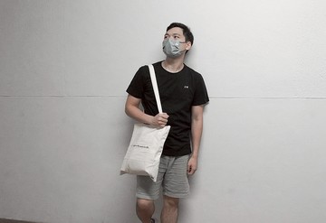 Made in HK Made for HK 簡約刺繡舒適純棉Tee