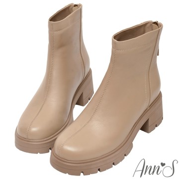 Ann’S耐人尋味-素面高級羊皮真皮立體雙車粗跟厚底短靴5.5cm-米杏