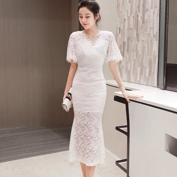 新款時尚蕾絲連衣裙顯瘦禮服夏裝