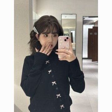 【 𝑭𝒍𝒐𝒘𝒆𝒓𝒔𝒆𝒂】韓系 設計感 蝴蝶結 黑色針織開衫 毛衣女 高級感 上衣女 女生上衣 流行衣服