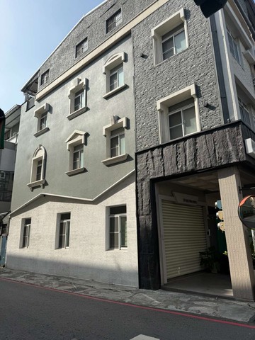 【專約】五甲邊間整棟開窗透天｜高雄市鳳山區三商街