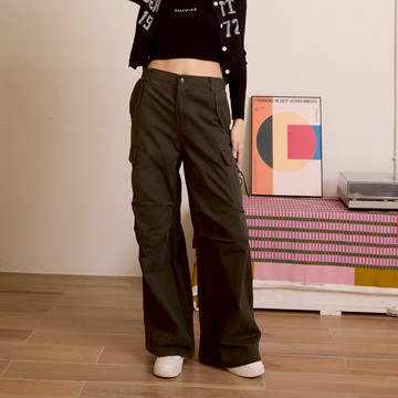 LALLO-造型口袋寬版工裝長褲-綠色