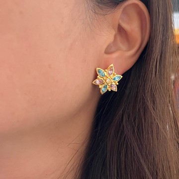 •Duchess•  AVON彩色雪花耳環