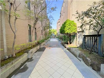 領袖天悅朝南雙車別墅｜台中市北區英才路