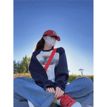 插肩袖圓領衛衣女秋冬季美式復古港風chic重磅正肩無帽加絨上衣潮