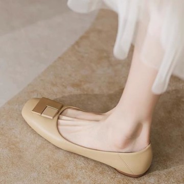 潮牌真皮奶奶鞋女2025新款春秋平底鉆扣工作單鞋軟皮溫柔風豆豆鞋