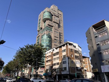 台中華爾街資訊商辦大樓停車真方便｜台中市西區忠明南路