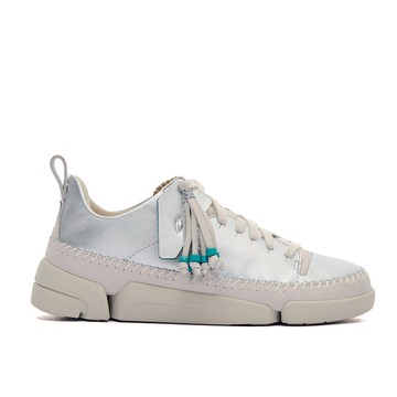 Clarks 三瓣鞋2.0-Trigenic2 Tact.女款真皮手工縫線設計輕盈休閒鞋(銀色)CLF87754C