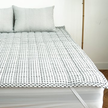 巴蘇姆 固定綁帶泡泡紗夏季床墊  Q(150*200cm)  格紋灰色