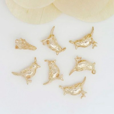 デコパーツ 2個セット 鳥 チャーム パーツ アクセサリーパーツ 小鳥 メタルチャーム 高品質 ジュエリー ゴールド 小さい