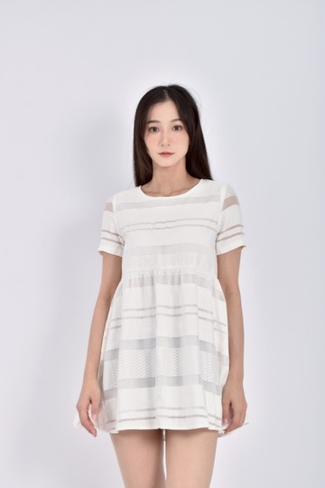 (S) pazzo短袖白色洋裝