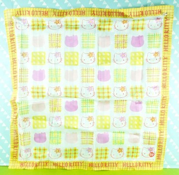 【震撼精品百貨】Hello Kitty 凱蒂貓~絲巾~kitty頭正方格黃邊*40071