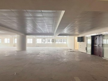 高雄建國路～宏碁稀有整層商辦附3平車／有陽台｜高雄市苓雅區建國一路