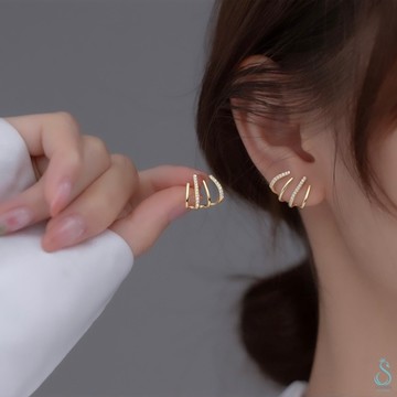 SUMMER韓 銀飾💫［S925純銀］鑲鑽爪形純銀耳環 純銀飾品 韓國飾品