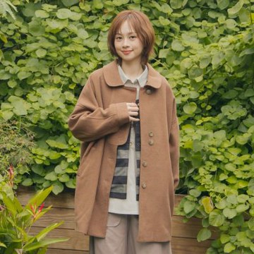 【MOSS CLUB】造型門襟翻領後開衩毛呢大衣(米 桔/魅力商品)