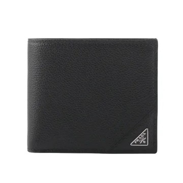 【PRADA】銀色三角牌Logo 粒紋皮革對開零錢袋短夾(黑色)