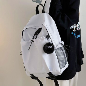 簡約日韓風防水輕便男女雙肩包通勤旅行大容量中性風潮登山揹包初中書包雙肩包 背包 旅行包 電腦包 多功能包 學生書包 休閒