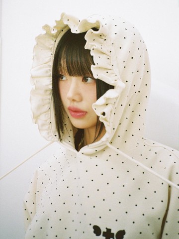 Dot Ruffle Hoodie [IVORY]