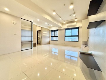 華鳳特區旺時代3改1雙衛大平車｜高雄市鳳山區北明街