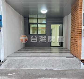 藍線捷運｜沙鹿火車站｜全新整理透天｜台中市梧棲區三條圳二街