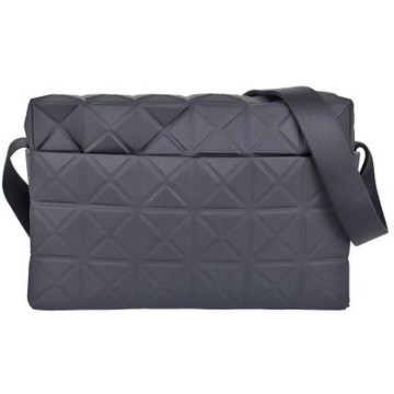 ISSEY MIYAKE 三宅一生 BAOBAO 黑色布面三角格6x4小斜背包