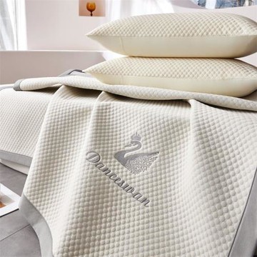 A類母嬰級夏季冰豆豆涼席三件套可水洗冰絲席子家用折疊空調軟