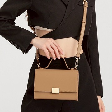 包包 小方包 手提包 斜背包 小包包 個性包包 簡約百搭包 黑色女包 小眾包包 手提小方包 皮革斜背包 女生禮物 652