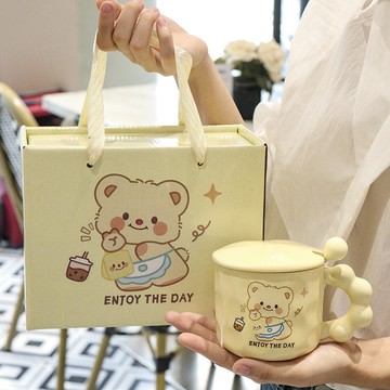 小熊馬克杯高顏值伴手禮禮物帶蓋帶勺卡通杯子陶瓷杯禮品水杯 優質好物