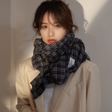 免運🔥高品質韓版加厚保暖格子圍巾女冬季百搭針織披肩圍脖兩用秋冬復古 毛線加厚圍巾 防風围巾 仿羊絨圍巾 披肩 針織圍巾