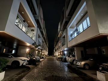 近楠梓土庫高科大★面寬併排充電雙車溫馨社區型別墅｜高雄市大社區萬金路