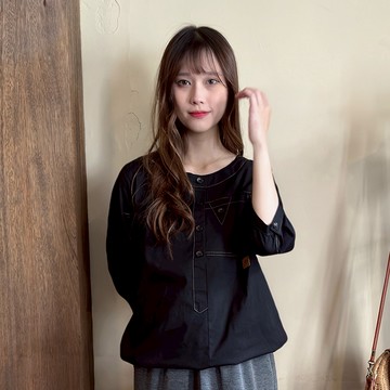 花木馬日系女裝圓領縫線造型設計上衣