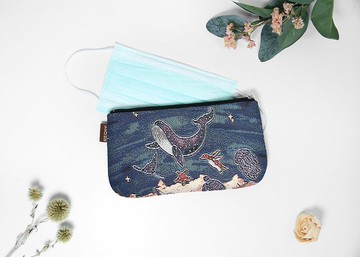 口罩收納套 緹花布設計 防潑水可水洗 附精美禮盒包裝 星空水族館