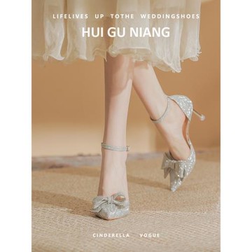 銀色高跟鞋一字帶包頭法式小涼鞋女2025年新款尖頭細跟蝴蝶結單鞋