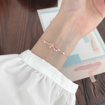 仙氣森系蝴蝶花朵手鏈ins小眾設計高級感精致玫瑰金手飾女閨蜜