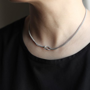 moorigin Knot 項鍊 | 醫療鋼・抗過敏・可洗澡・不掉色