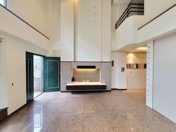 專任南屯豐樂公園萬和國中｜臨路庭園雙車別墅地段無敵｜台中市南屯區永春東三路