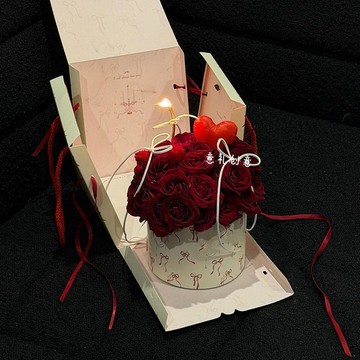 ❀【花中世界】❀仙子之吻仿真花蛋糕禮盒成品送女友閨蜜女生新款生日禮物