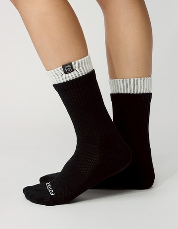 壺鈴布標雙層健身襪- 黑