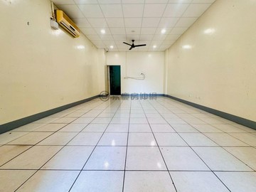 永慶獨賣｜屏東和平公園旁1+2樓金店住｜屏東縣屏東市莊敬街二段