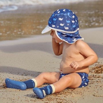 德國PlayShoes 嬰兒童抗UV防曬水陸兩用遮頸帽-鯨魚 - 49cm
