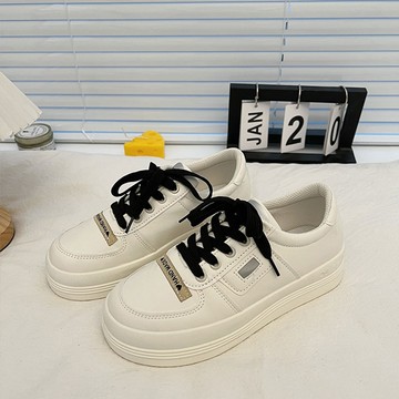 【韓國K.W.】Y7063樂活滿分穆勒鞋厚底好穿鞋(小白鞋/帆布鞋/樂福鞋/休閒鞋)