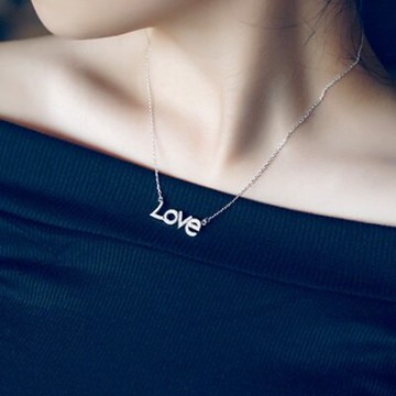 925純銀項鍊 鑲鑽吊墜-英文字母LOVE經典情人節生日禮物女飾品73gy66【獨家進口】【米蘭精品】