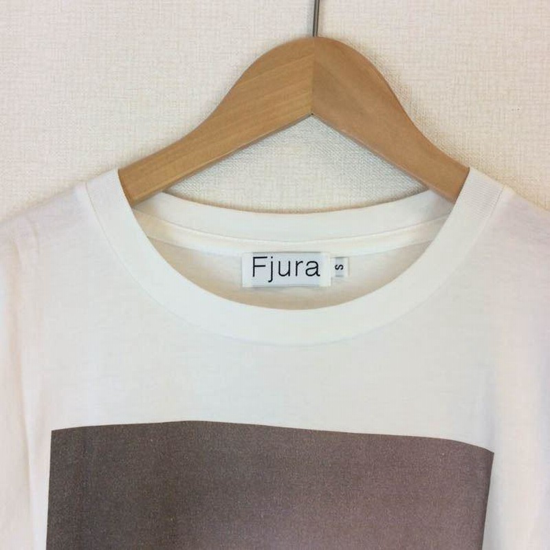 中古 フーラ Fjura Tシャツ 未着用 未使用 Drawer 6517-343-0484  