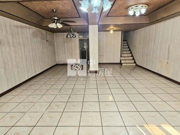 東興國中.普仁國小.體育園區旁活巷透天｜桃園市中壢區仁慈路