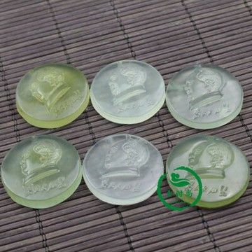天然岫玉雕刻吊墜偉人毛主席毛澤東頭像圓形像章吊墜岫玉項墜掛件