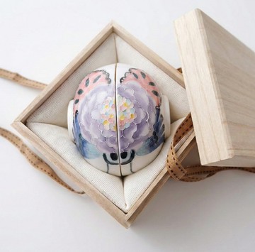 手工燒製・金邊粉紫牡丹浮雕手繪茶杯二入禮盒・結婚喬遷賀禮